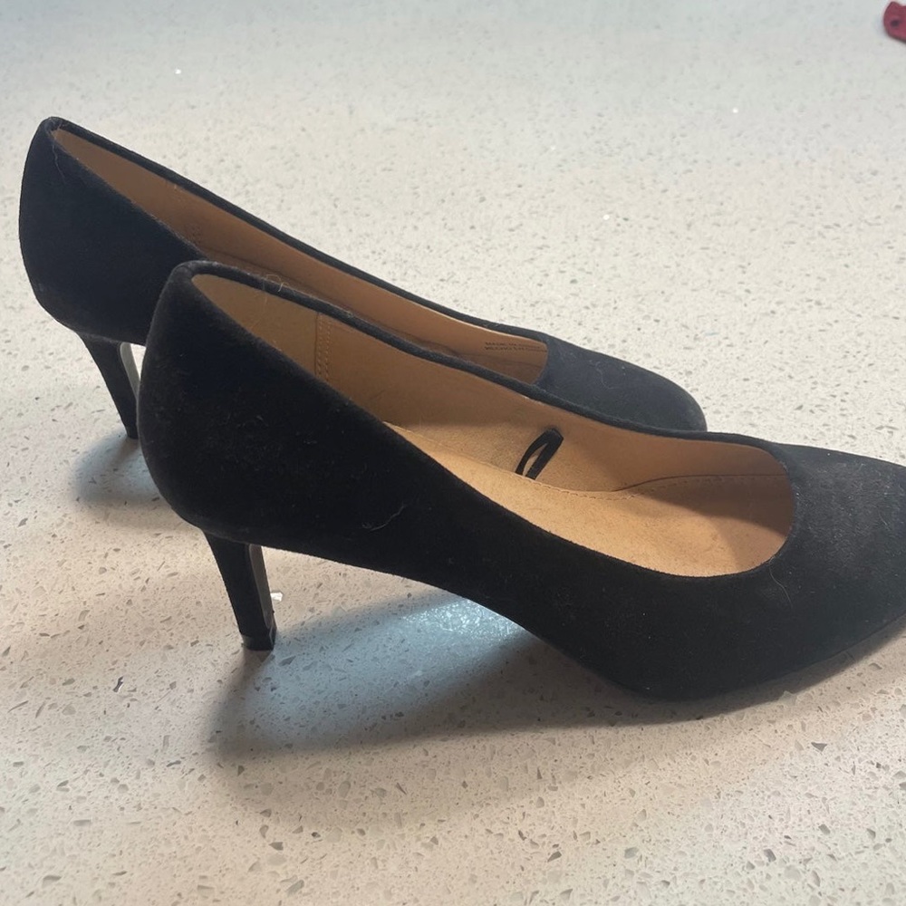 Forever 21 “Velvet” Heels